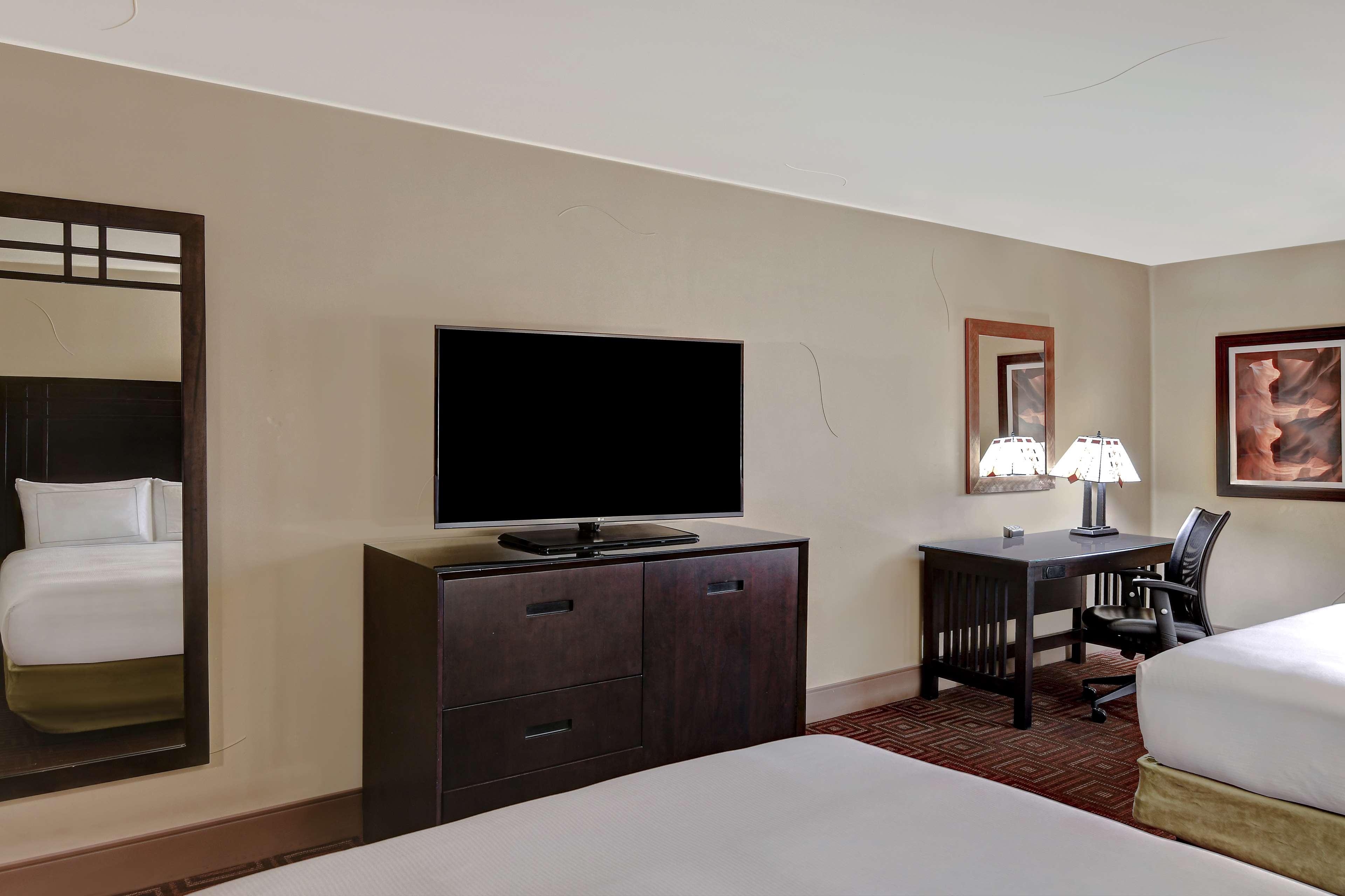 ดับเบิ้ลทรี บาย ฮิลตัน ฟีนิกซ์ - เทมป์ Hotel เทมปี ภายนอก รูปภาพ